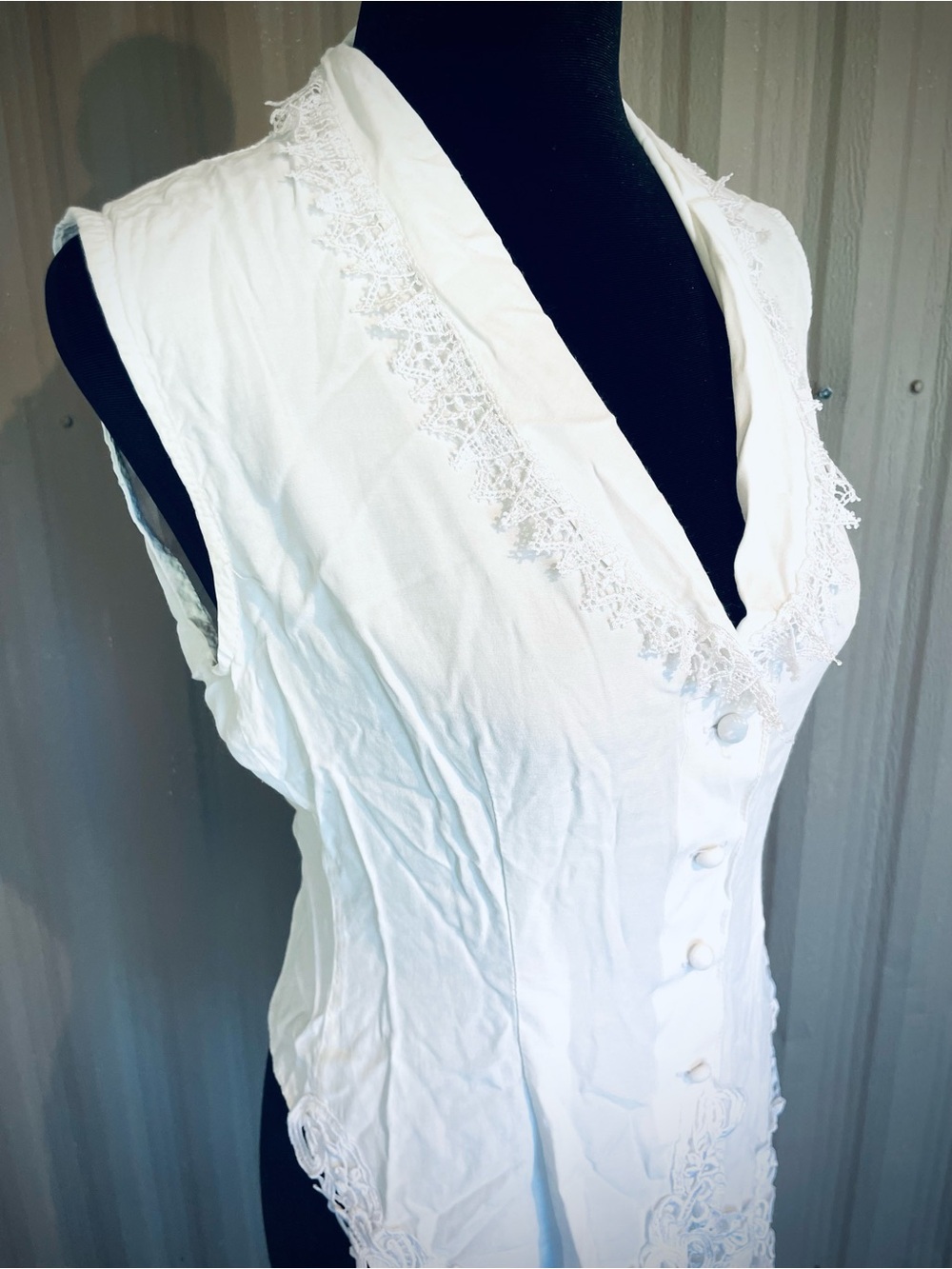 Xoxo VTG Y2K White Sleeveless Top Button Lace Trim Cottage Prairie Coquette sz S - Picture 4 of 15